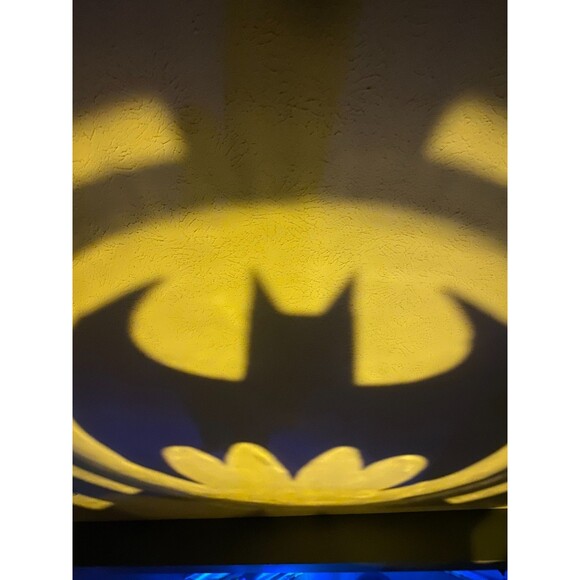 Batman Bat Signal Projector Desk Light - USB-C or Battery Operated NEW in box! - Picture 11 of 12